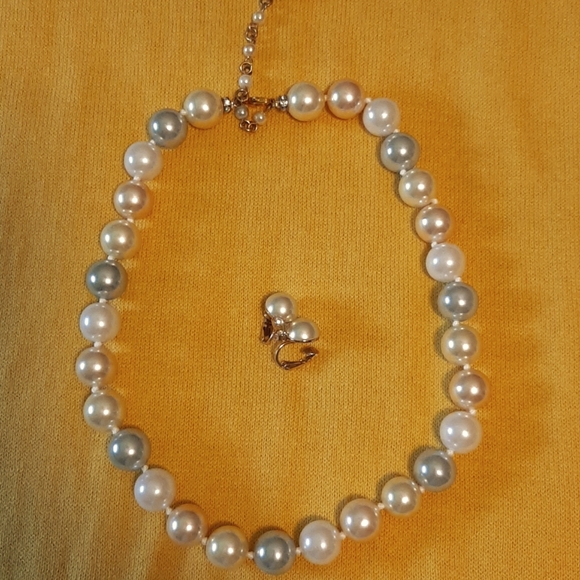 Faux pearl now & matching earrings - Picture 1 of 3